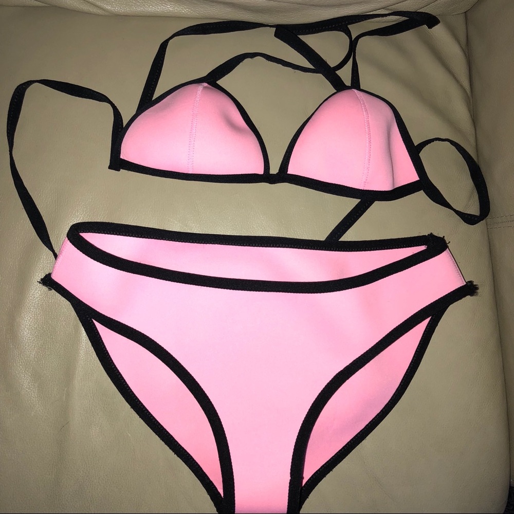 Pink and black swimsuit bikini